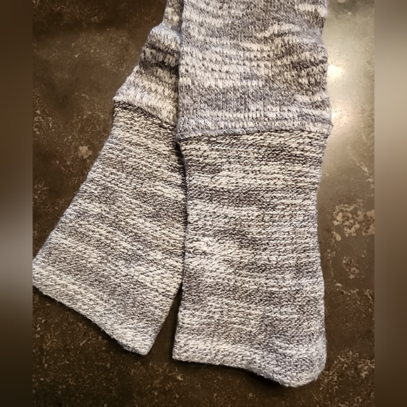 Woman's Gray Knit Button-Up Romper XS - Picture 10 of 10